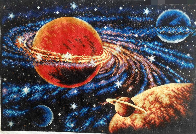 „ძალიან მიყვარს ბუნება… ძირითადად, ვქარგავ ნატურმორტს, პეიზაჟებს“ – მაიკო მჭედლიშვილის პერსონა