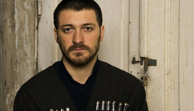 “დღევანდელი ახალგაზრდა გოგონები ნუ მიწყენენ და, არ მომწონს დახვრეტილი ცხვირები, ენები, სხეულზე ყველგან ტატუ…” –  თორნიკე გოგრიჭიანი?