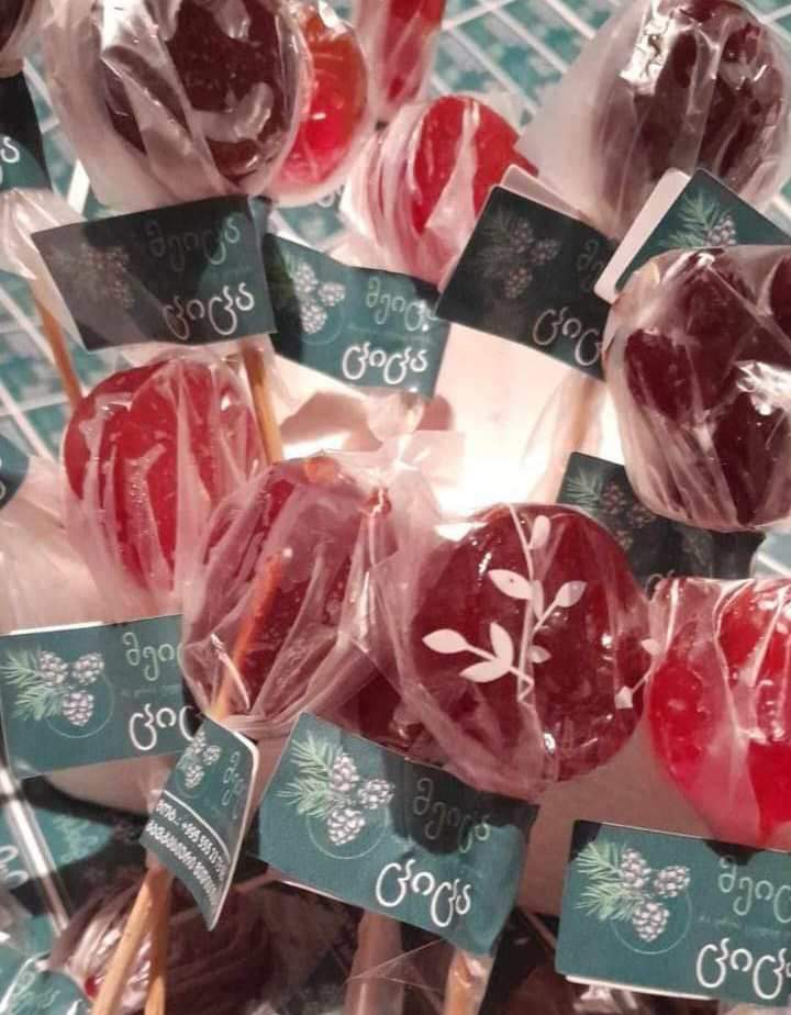 „ციცას“ საწუწნები – სახალისო ფორმები, რომლებიც სურდოსა და ყელის ტკივილს კურნავს