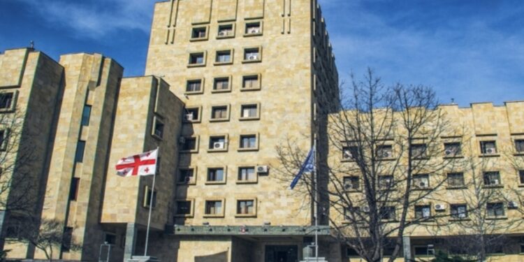 „ცოლად შერთვის მიზნით სახლში 12 წლის არასრულწლოვანი მიიყვანა, რომელთანაც სქესობრივი კავშირი დაამყარა“ – ქარელში მომხდარ ფაქტზე ერთ პირს პრალდება წარედგინა