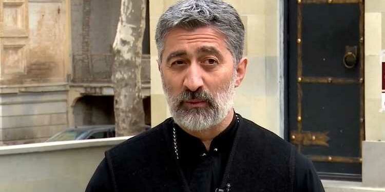 უფლება არ გაქვთ, გიყვარდეთ კაცი, რომელიც დაოჯახებულია… დაიმახსოვრეთ, სხვის უბედურებაზე საკუთარ ბედნიერებას ვერავინ ააწყობს – მამა საბა ჭიკაიძე