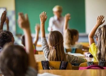 გაუქმდა საკლასო, საშინაო, შემაჯამებელი დავალებები და სკოლები თავად შექმნიან შეფასების სისტემას – ცვლილებები ეროვნულ სასწავლო გეგმაში