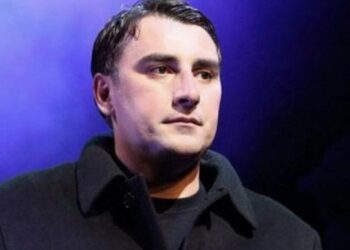 “ოცნება”, რამე დაგაკელით? “სწიოპა” და რაჭველი, არა მგონია, ჩემზე უკეთესი წარმოსადეგი იყვნენ სცენიდან… იქამ­დე გა­და­ვაკ­ვდი, რომ ლი­ბე­რა­ლებ­მა პირ­ვე­ლი მე და­მარ­ტყეს”