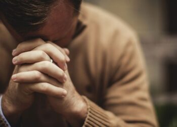 მეცნიერებმა დაამტკიცეს, რომ ლოცვას ყველა დაავადების განკურნება შეუძლია