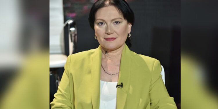 „ბევრია ისეთი ქალი, რომელსაც შინ საყვარელი ჰყავს და გარეთ – ქმარი…23 წელი რესტორანში ვმუშაობდი და იმდენი რამ ვიცი, ყველაფერი რომ ვთქვა, შეიძლება ხალხმა ერთმანეთი დახოცოს” – მზია გეწაძე