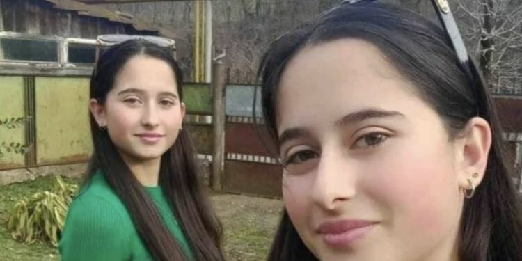 მაშველებმა სტიქიის ზონაში ტყუპი დის ცხედრები იპოვეს