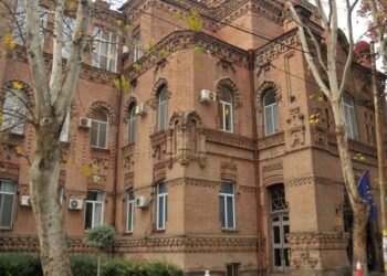 უნივერსიტეტებს შეუძლიათ ხელოვნების, ბიზნესისა და ადმინისტრირების პროგრამები 3-წლიანი გახადონ