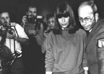 მარიანა ბახმეიერი – დედა, რომელმაც შვილის მკვლელი სასამართლო დარბაზში მოკლა