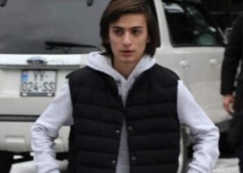 ბათუმში 20 წლის ბიჭს ეძებენ