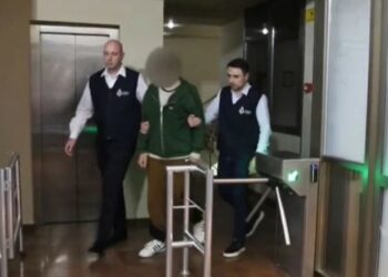 17 წლის ბიჭი არასრულწლოვანს ინტიმური ვიდეოების გადაღებას და სექსუალურ ქმედებებს აიძულებდა – ბრალდებული დაკავებულია