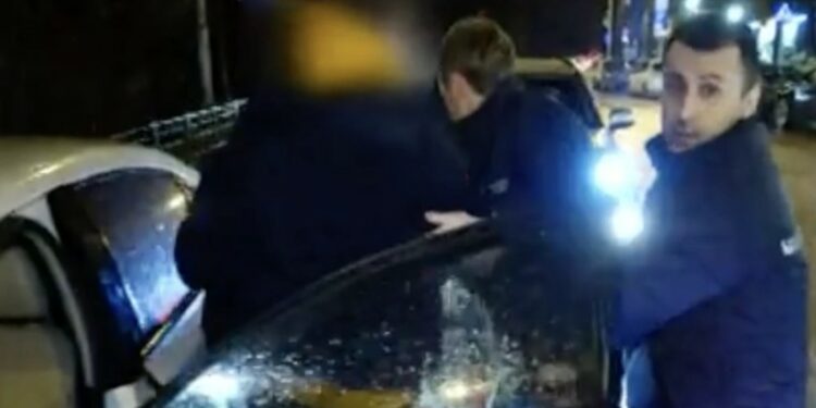 ამოღებულია 200-მდე ქალის 5000-მდე ინტიმური ფოტო და ვიდეო – დაკავებულია 43 წლის კაცი