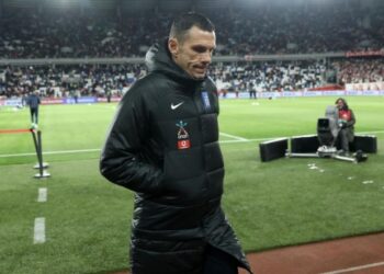 საბერძნეთის ნაკრების ქომაგები მწვრთნელის გადადგომას ითხოვენ