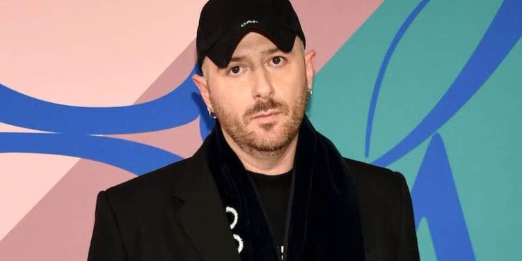 „დღემდე მახსოვს იმ მაგნოლიების სუნი, რომელიც სკოლის გზაზე მხვდებოდა“ – დემნა გვასალია