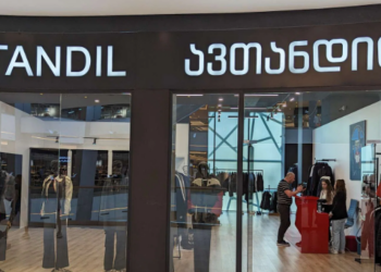 AVTANDIL-მა კონსულტანტი ჩაცმულობის გამო გაუშვა – პროფკავშირები