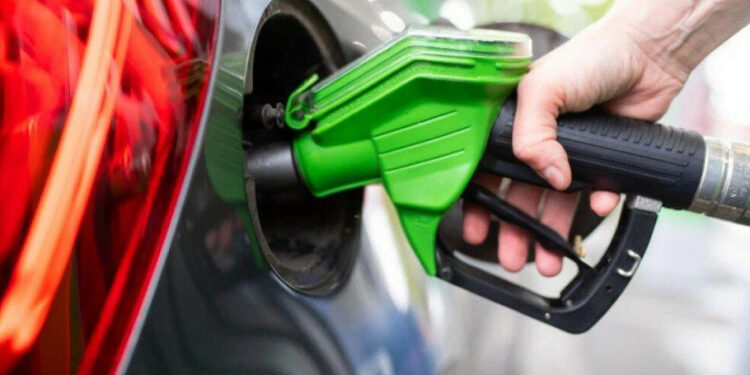 მოსალოდნელია საწვავის 10-15 თეთრით გაძვირება – ზაალ იაკობიძე