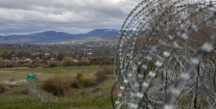 ოკუპანტების მიერ გატაცებულები სამი ადამიანიდან, ერთი არასრულწლოვანია