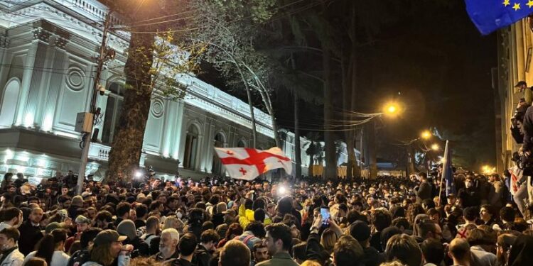 უფასო იურიდიული დახმარება აქციაზე დაკავებულებისთვის | ცხელი ხაზი