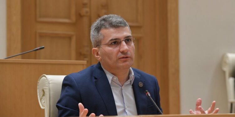 ხალხთან ჩამოდიო ნაცვლიშვილი რომ მეუბნება, მართლა რომ ჩავიდე და ვიღაცამ რაღაცა ქნას, მერე რას შვრებით ხალხო? – მამუკა მდინარაძე