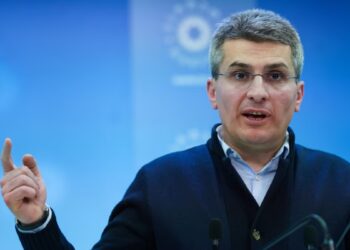 „სლოგანიც კი შეცვალეს „ენა, მამული და ერთობათი“, რაც ამტკიცებს, რომ ამ ტექსტის შემადგენლების დარტყმის ობიექტი არის სარწმუნოება“ – მამუკა მდინარაძე აქციის მონაწილეებზე