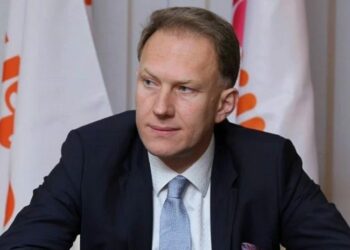 გადაიდოს ვეტოს განხილვა, ან კანონის ამოქმედების ვადად განისაზღვროს 2025 წელი – სოსო ფხაკაძე ხელისუფლებას