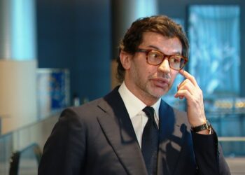 არსებობს კადრები, ხაბეიშვილი გარბის, შევარდა პოლიციის კორდონში და იქ რა მოხდა? – ალბათ, რომელიმეს [სპეცრაზმელს] ფიზიკურადაც გაუსწორდა – კალაძე