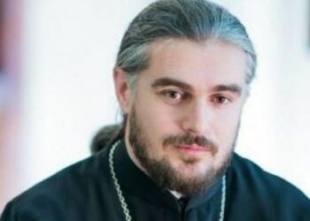 მთელი ცხოვრება უარყოფდნენ, მაგ ადგილზე 100 ათასი კაცი როგორ დაეტეოდაო, გუშინ კი იგივე ადამიანები ამბობდნენ, იმ პატარა მონაკვეთში 300 ათასი კაცი ეტევაო – მამა შალვა კეკელია