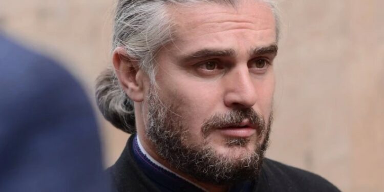 „ნათლობა, ჯვრისწერა ღვთისმსახურებაა; როგორ შეიძლება, ის რაიმე თანხით შეფასდეს“ – მამა შალვა კეკელია