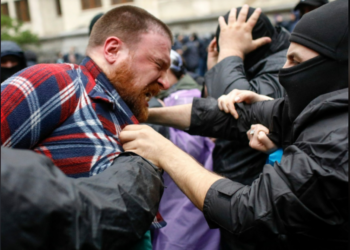 აქციაზე დაკავებული გურამ ადამია იზოლატორიდან კლინიკაში გადაიყვანეს