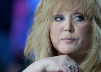 ალა პუგაჩოვას “რუსული სცენის დედოფლის” წოდება უნდა ჩამოართვან