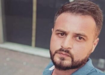 “ერთი თვე გავიდა და ისევ არ ვიცი სად ხარ დე“ – ოჯახი ახალგაზრდა მამაკაცს ეძებს