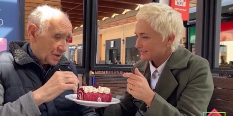 „ეთერში ვიყავი იმ დღეს, როდესაც მამა გარდაიცვალა… დამირეკეს…“ – რას იხსენებს ნანიკო ხაზარაძე