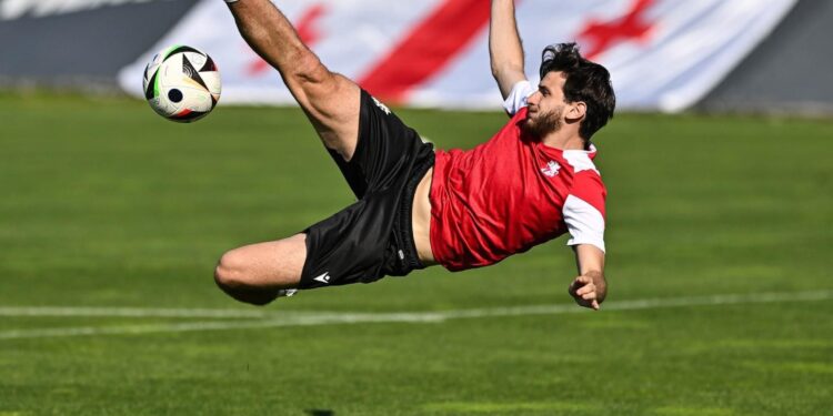 “ᲐᲠ ᲨᲔᲘᲫᲚᲔᲑᲐ ᲐᲡᲔᲗᲘ ᲓᲐᲑᲐᲚᲘ ᲮᲔᲚᲤᲐᲡᲘ ᲰᲥᲝᲜᲓᲔᲡ” – ᲓᲘ ᲑᲘᲐᲯᲝᲛ ᲙᲕᲐᲠᲐ ᲓᲐᲘᲪᲕᲐ