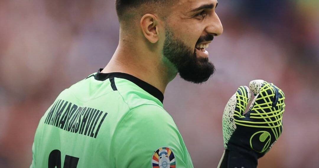 “საქართველოს კედელი… ჩეხები დეპრესიაში ჩაგვყარა… შეუფასებელი ოქრო გყოლიათ, ქართველებო” – რას წერენ ფეხბურთის უცხოელი ქომაგები გიორგი მამარდაშვილზე