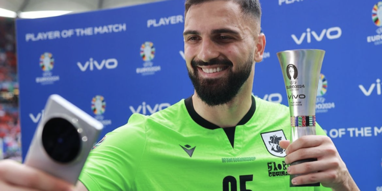 “საქართველოს კედელი”, “ჩეხები დეპრესიაში ჩაგვყარა… შეუფასებელი ოქრო გყოლიათ, ქართველებო” – რას წერენ ფეხბურთის უცხოელი ქომაგები გიორგი მამარდაშვილზე