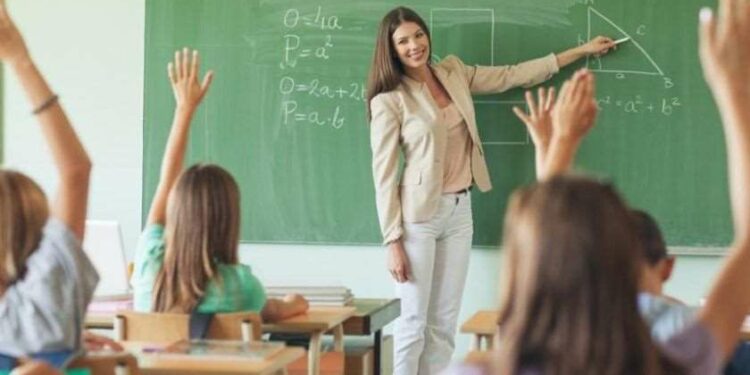 დღეიდან მასწავლებლების ხელფასი გაიზარდა