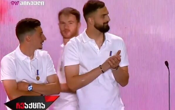 „შენ არ გამოდიხარ“ – დიმა ობოლაძემ ბუდუ ზივზივაძეს სიტყვით გამოსვლაზე უარი უთხრა?