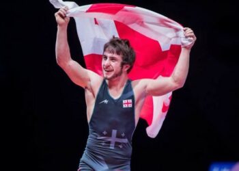 „დედის გასვენების დღეს, მამას ინსულტი დაემართა და მალე დაეღუპა, მარტო დარჩა…“ – სოციალურ ქსელში გარდაცვლილ ჩემპიონს ემშვიდობებიან