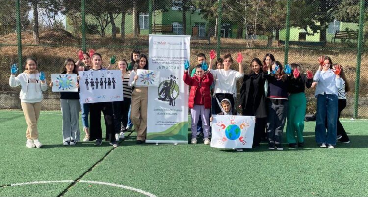 რატომ გაანთავისუფლა, დირექტორობის კანდიდატი და თბილისის რეგიონის წლის საუკეთესო მასწავლებელი დირექტორობის მოვალეობის შემსრულებელმა?