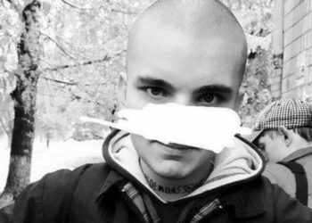 აშშ-ში მანიაკური მკვლელობის კულტის ლიდერი, 20 წლის ქართველი, მიხეილ ჩხიკვიშვილი დააკავეს