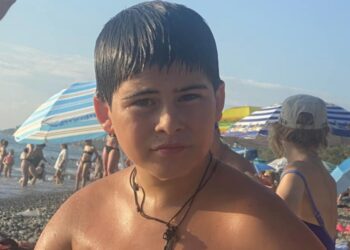 “12 წლის გმირი ალექსანდრე წიკლაური, რომელმაც მე და ჩემი შვილი გადაგვარჩინა დახრჩობას, რისთვისაც უდიდეს მადლობას ვუხდი“ – რას წერს მოქალაქე სოციალურ ქსელში