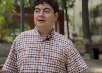 აბიტურიენტმა, რომელიც ხელების გარეშე დაიბადა, ეროვნულ გამოცდებზე, ყველა საგანში, უმაღლესი შეფასება მიიღო