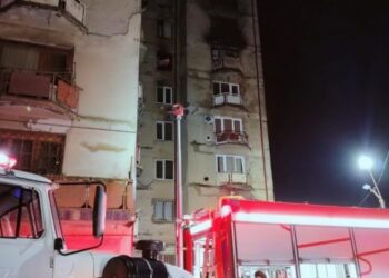 “დედა მუშაობდა, თხილზე დადიოდა… ბავშვებს მე-6 კლასელ გოგოს უტოვებდა…” – ხანძარს 6 წლის ტყუპები ემსხვერპლნენ