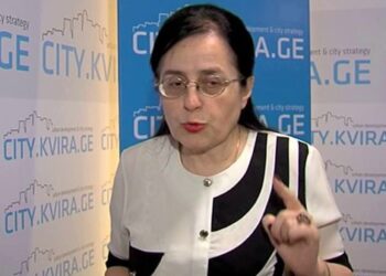 ქართულის მინიმალური 15 ქულა ფაქტობრივად, იმას ნიშნავს, რომ ბავშვს საკუთარი სახელის და გვარის დაწერა არ შეუძლია – მანანა ნიკოლაიშვილი