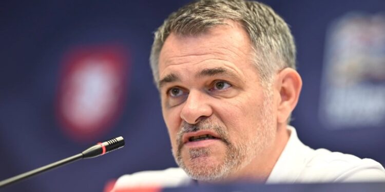 ვიცით, რომ მეტოქეს ტრიბუნებიდან დიდი მხარდაჭერა ექნება, მაგრამ ეს კარგია ჩვენთვისაც. ჩეხეთთან გამარჯვების შემდეგ ჩემი ფეხბურთელებიც ფხიზლად იქნებიან – სანიოლი