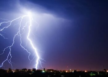 ბათუმში 16 წლის მოზარდს მეხი დაეცა