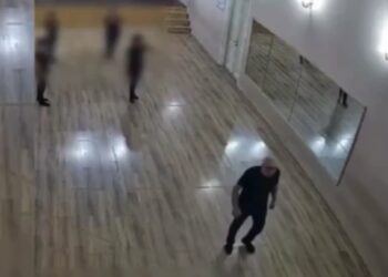 ბავშვის ცემაში ბრალდებული ცეკვის მასწავლებელი სამსახურიდან გაათავისუფლეს