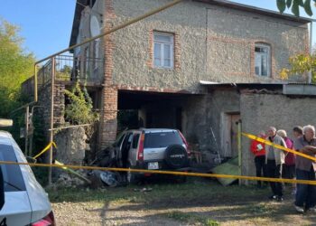 ავტომობილი სახლში შევარდა, დაღუპულია 2 ქალი – ტრაგედია კახეთში