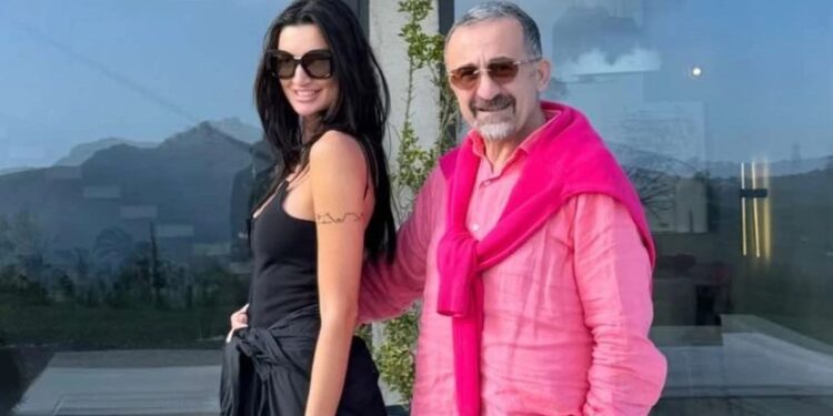 „თავგადასავლებით სავსე ვნებათაღელვა, სიყვარული და თანაცხოვრება დასრულდა…“ – ალექსანდრა პაიჭაძე წერს, რომ დავით კოდუას დაშორდა