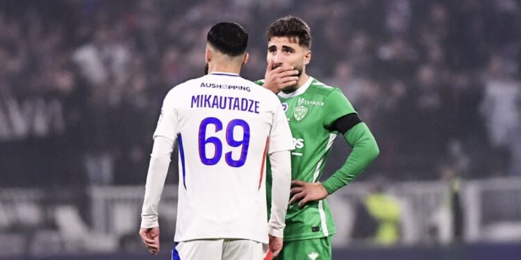 ორად გაყოფილი ბანაკი — ჟორჟის და ზურიკოს ფოტოს დიდი გამოხმაურება მოჰყვა