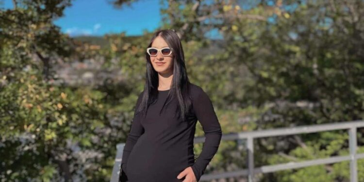 ამ წუთებში, სიკვდილს ებრძვის – 28 წლის გოგოს საზოგადოების დახმარება სჭირდება